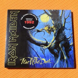 Iron Maiden - Fear Of The Dark (digipak CD)