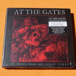 At The Gates - To Drink From The Night Itself (digibook 2 CD, incluye 3 stickers)