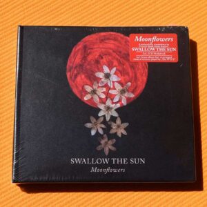 Swallow The Sun - Moonflowers (digibook 2 CD, soporte del disco dañado)