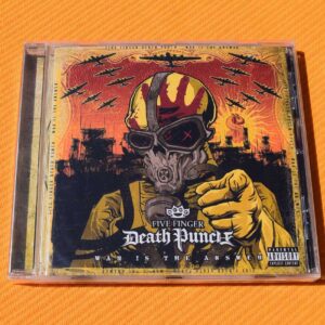 Five Finger Death Punch - War Is The Answer