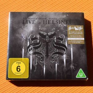 Swallow The Sun - 20 Years Of Gloom, Beauty And Despair: Live In Helsinki (digipak 2 CD + DVD, levemente golpeado)