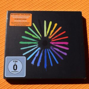 Marillion - An Hour Before It's Dark (digipak CD + DVD, folleto 24p)